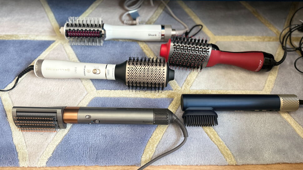 Quelle brosse soufflante choisir pour des cheveux courts