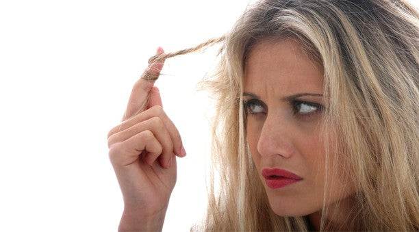 Comment éviter les frisottis quand on a les cheveux lisses ?